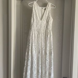 White lace maxi dress